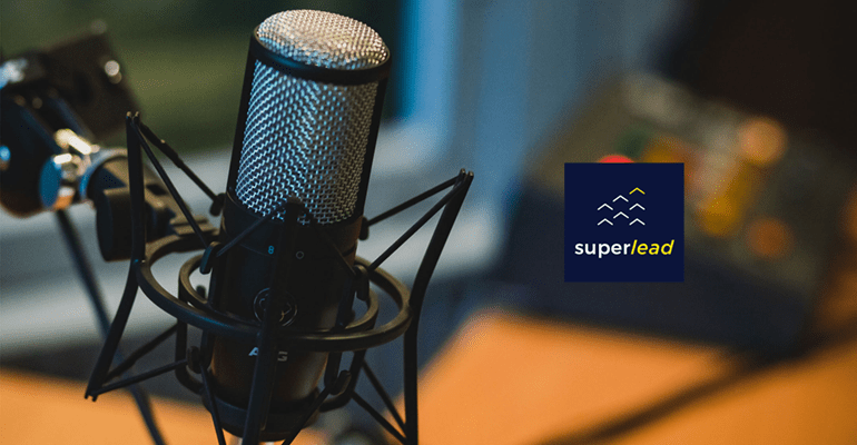 Superlead podcast station